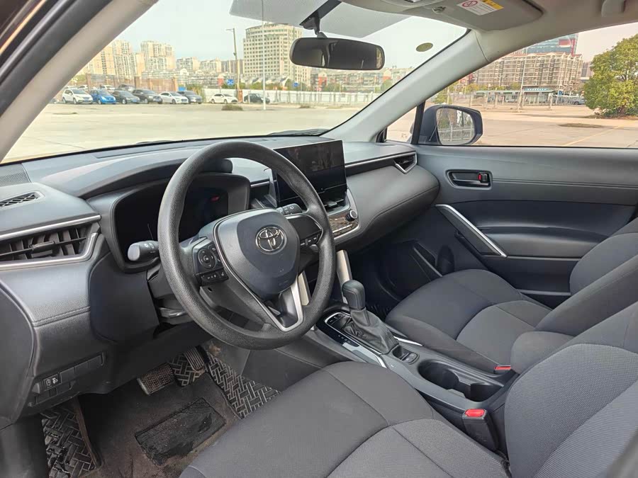 Toyota Frontlander 2023 car image #31