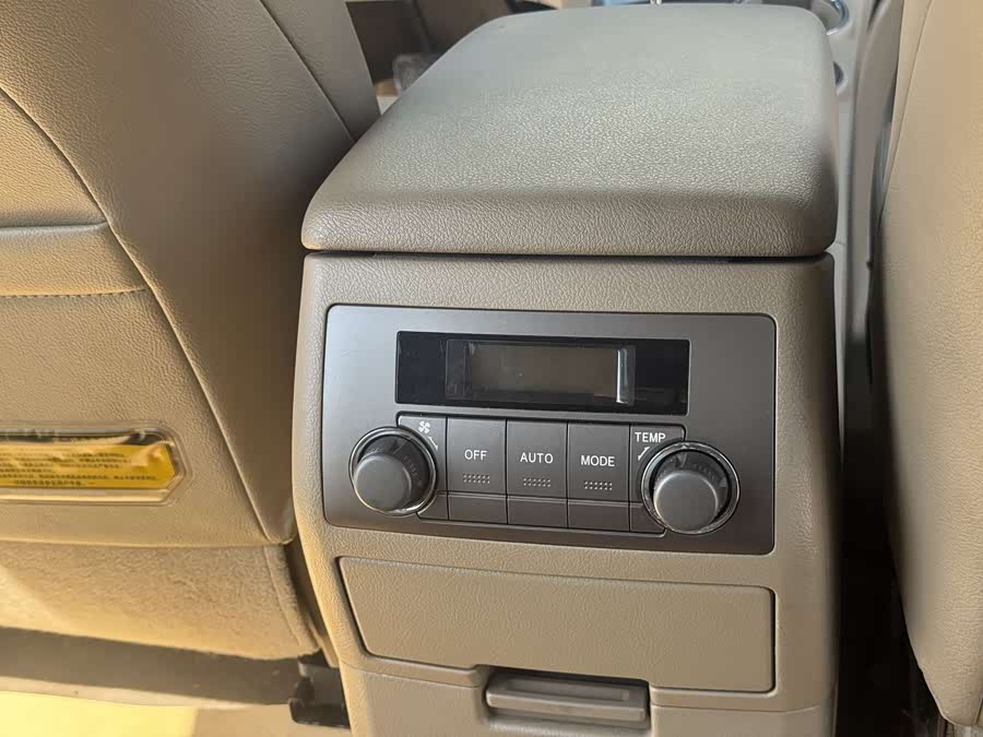 丰田 汉兰达 2010 汽车图片 #31