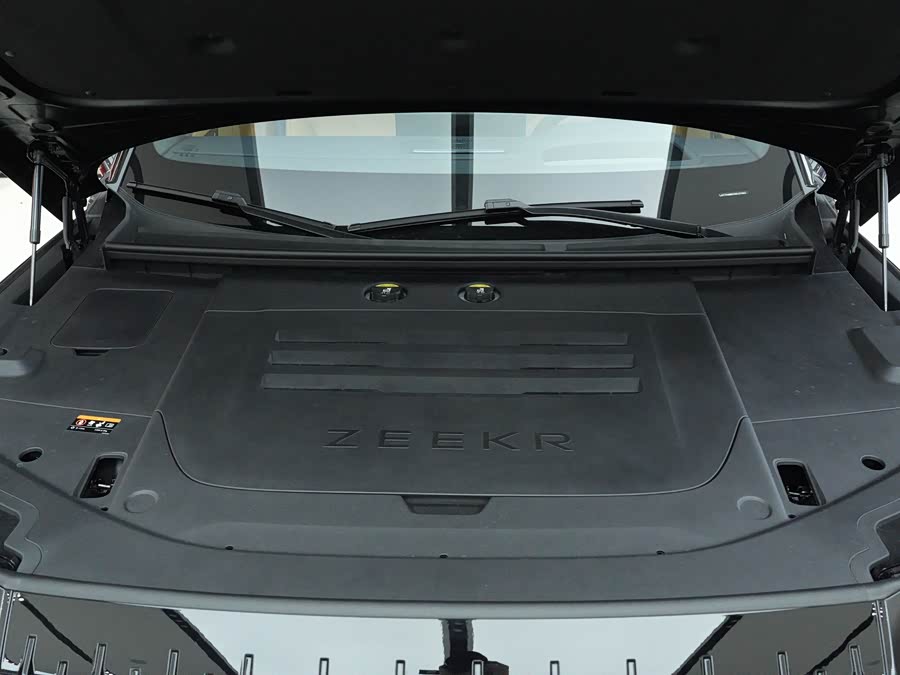 极氪 极氪9X 2026 汽车图片 #31