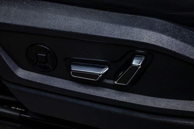 Audi Q6 2024 immagine di auto #31