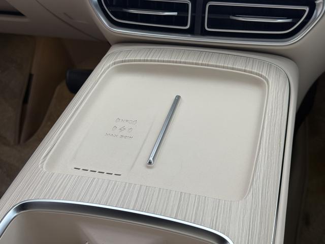 Deepal S09 2025 car image #31