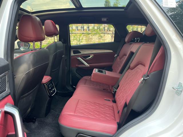 Jetour X70 PLUS 2023 car image #31