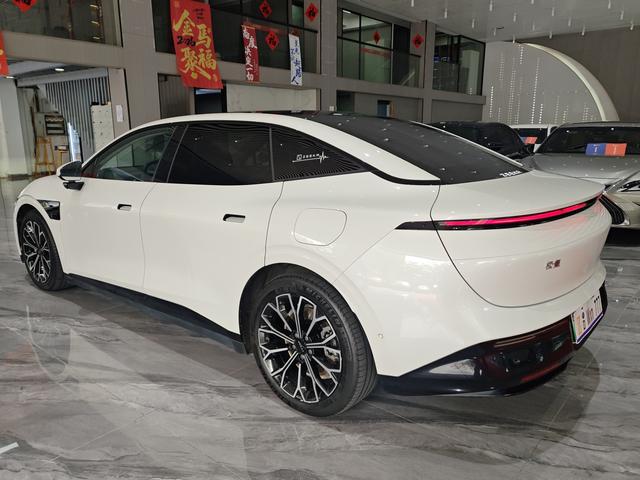 极氪 极氪007 2023 汽车图片 #31
