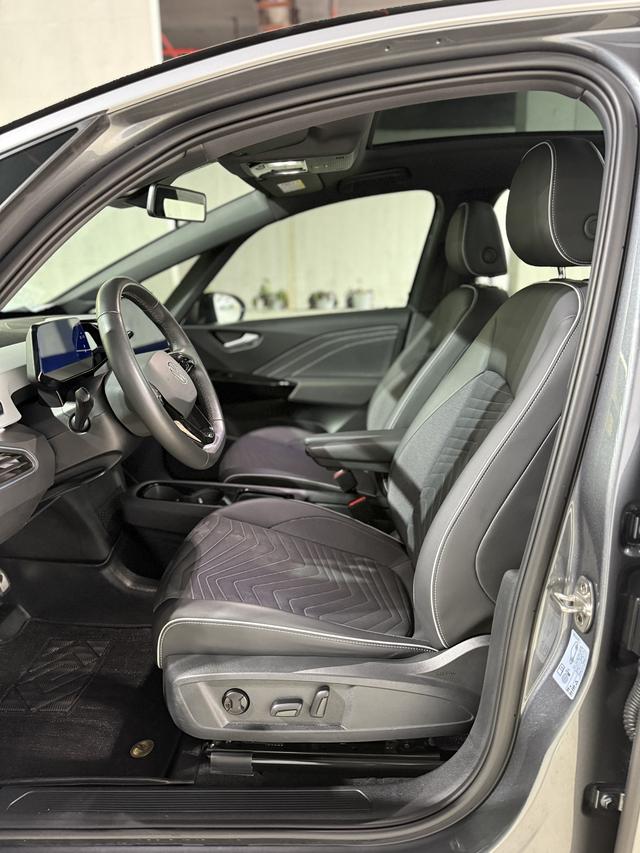 Volkswagen ID.3 2024 car image #31