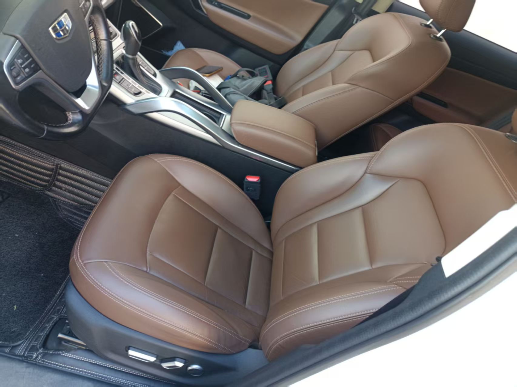 GEELY Boyue 2017 immagine di auto #31