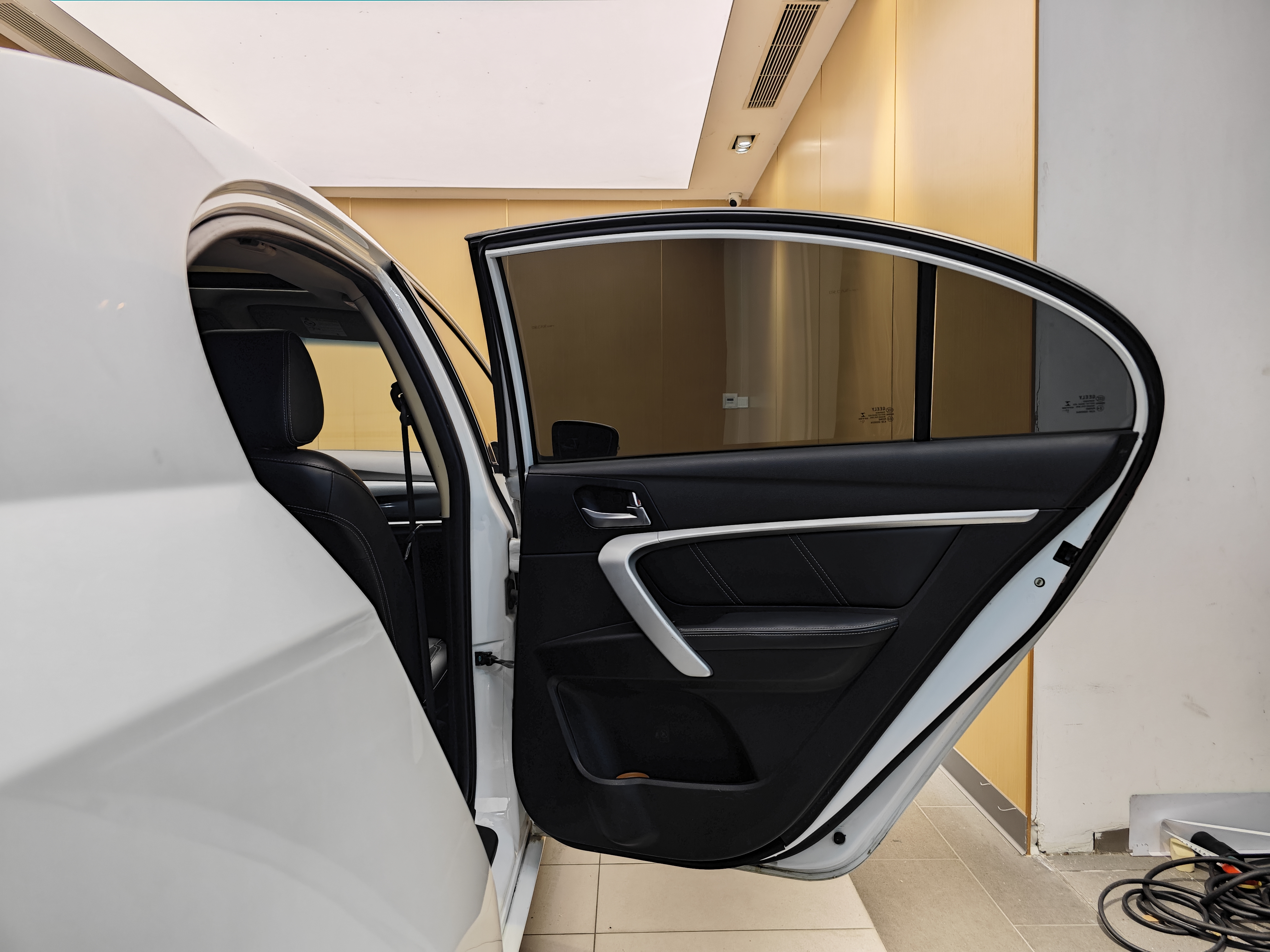 GEELY Emgrand 2018 car image #31