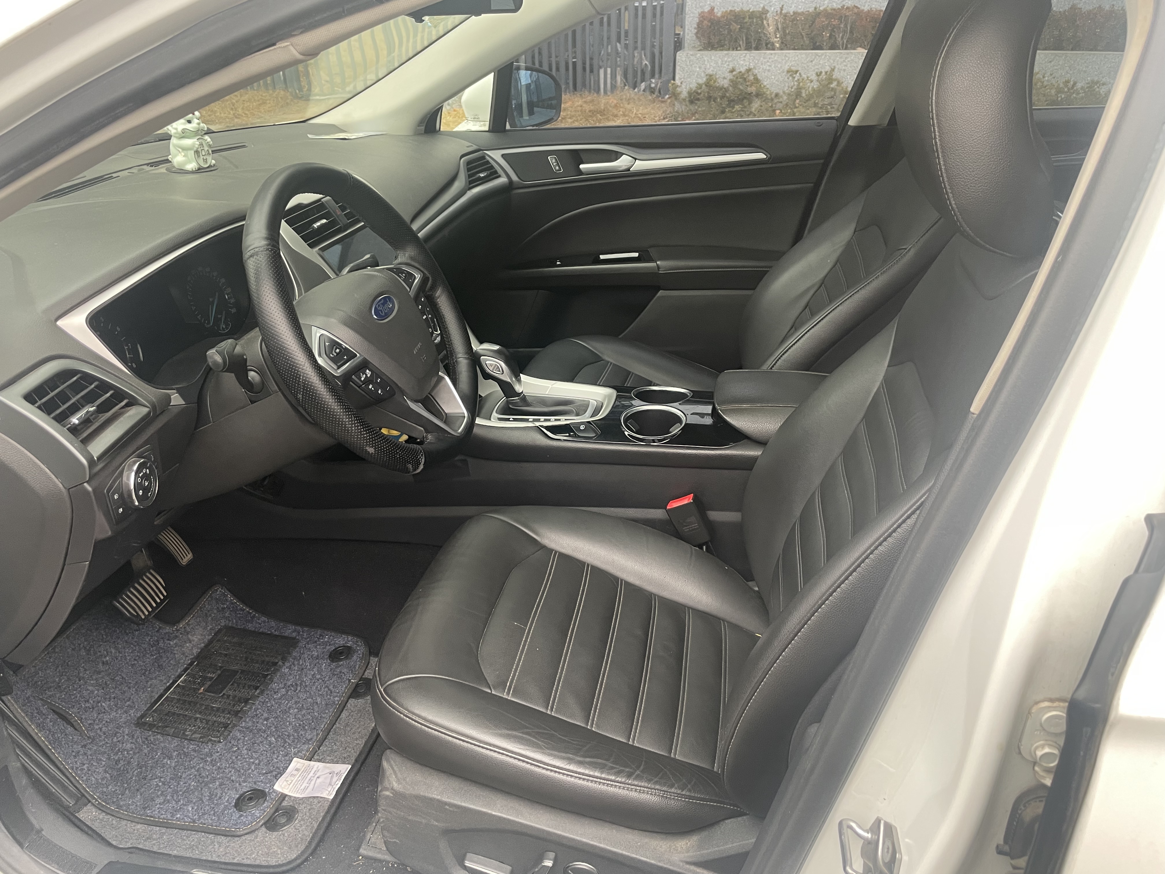 Ford Mondeo 2016 #31 Ford Mondeo 2016 car image #31