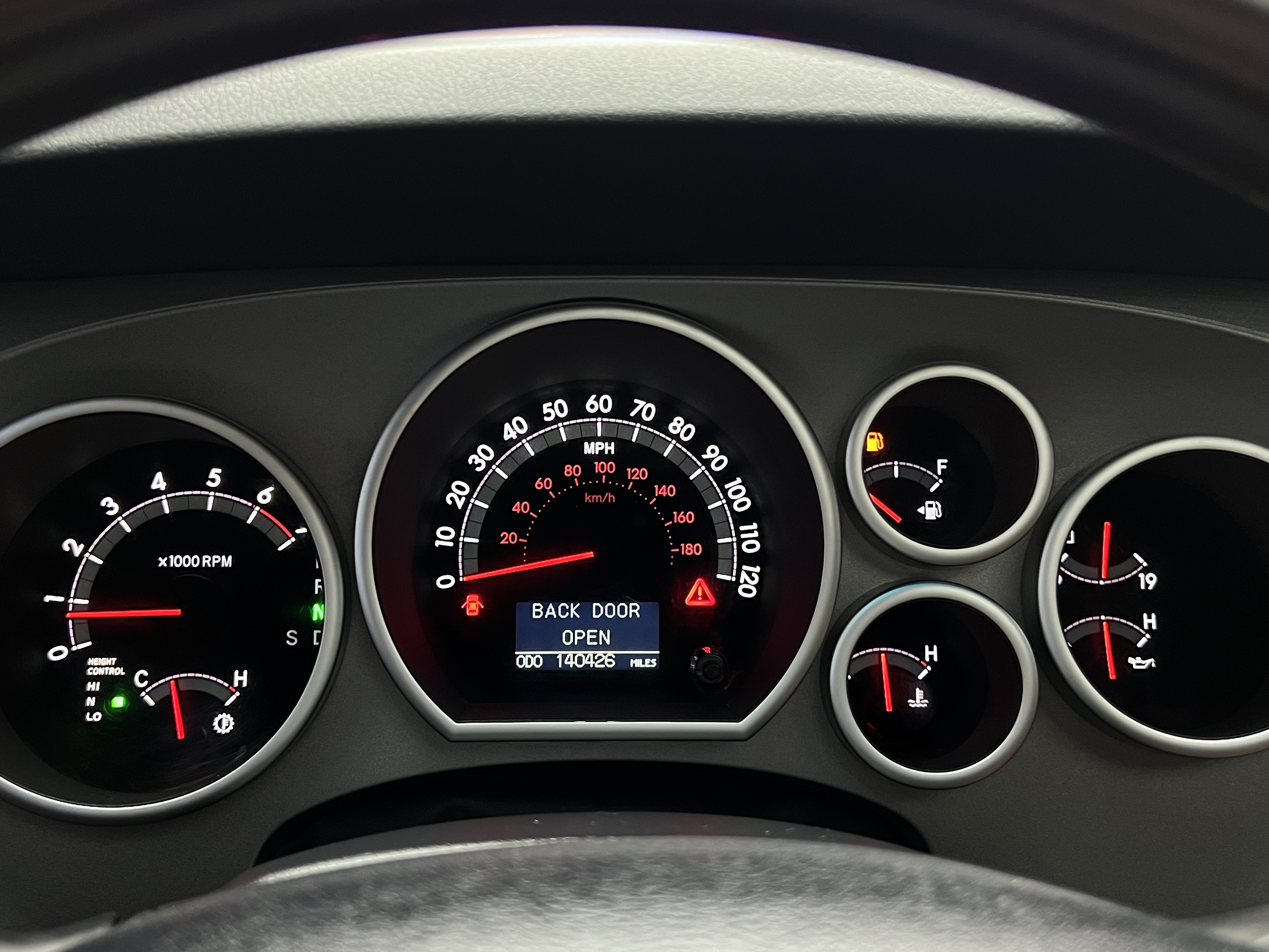 丰田 红杉 2011 汽车图片 #31