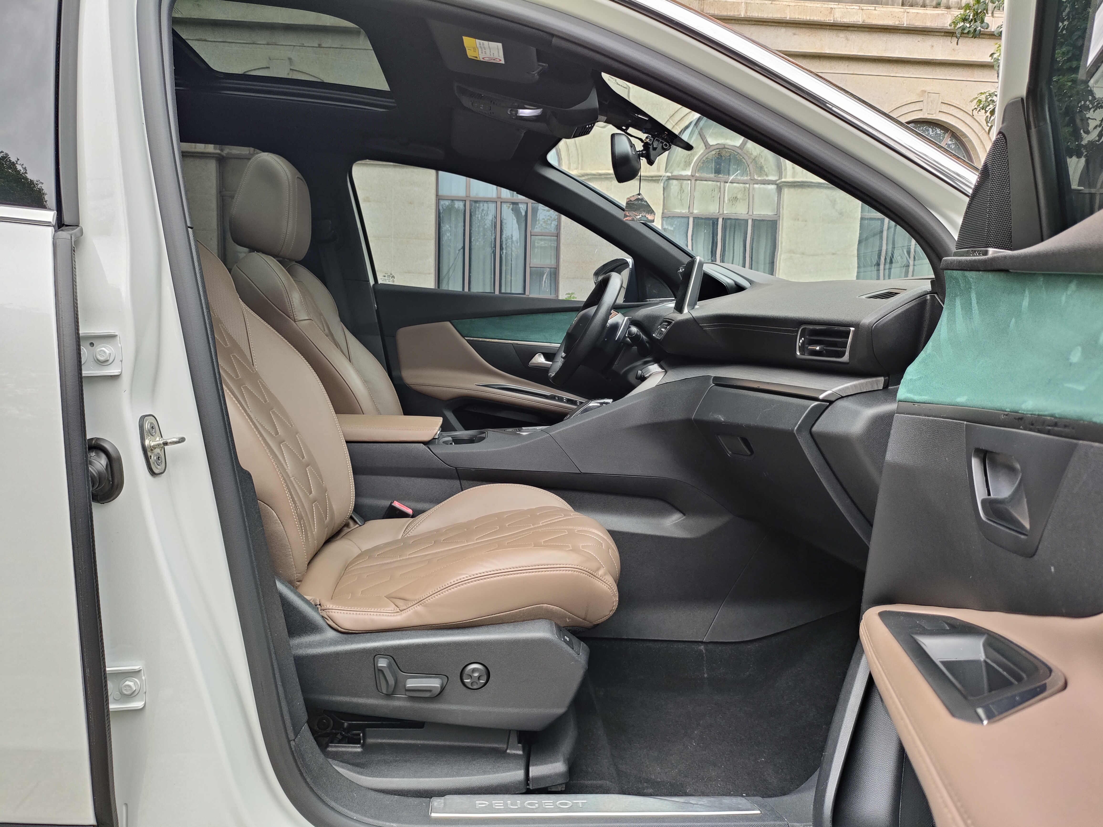 Peugeot 5008 2017 car image #31