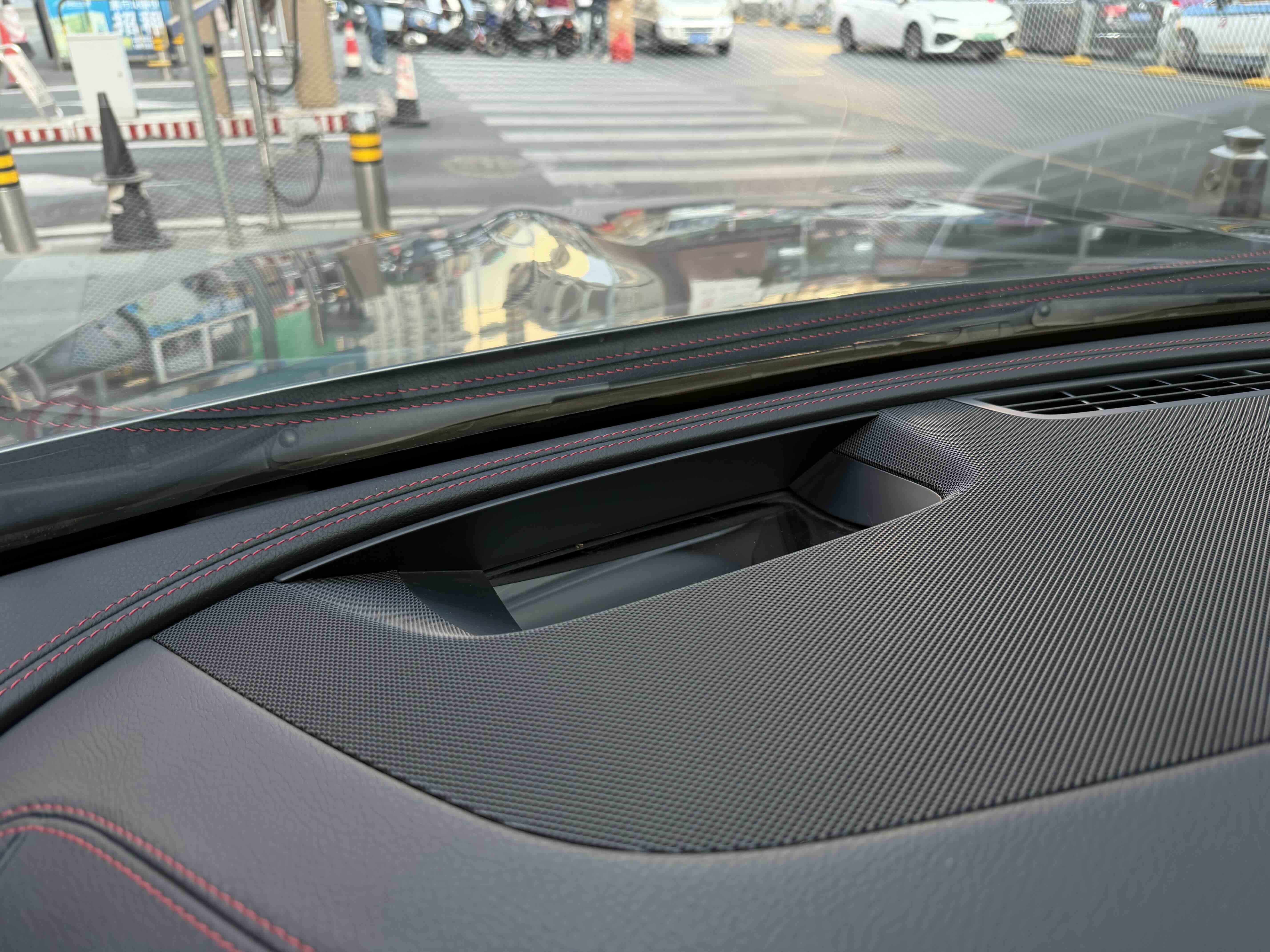 Mercedes-Benz E AMG 2020 صورة سيارة #31