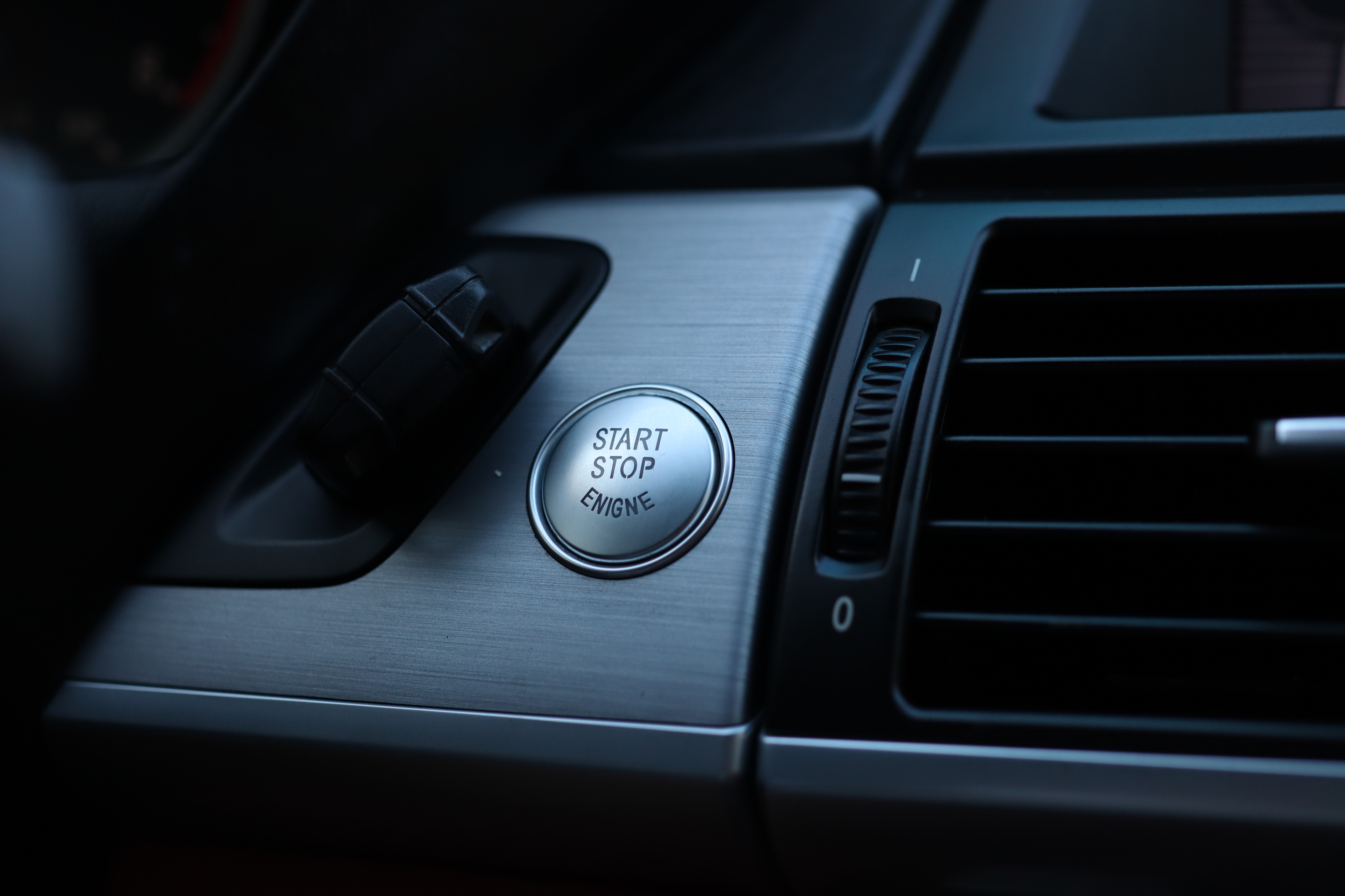 BMW X6 2012 car image #31