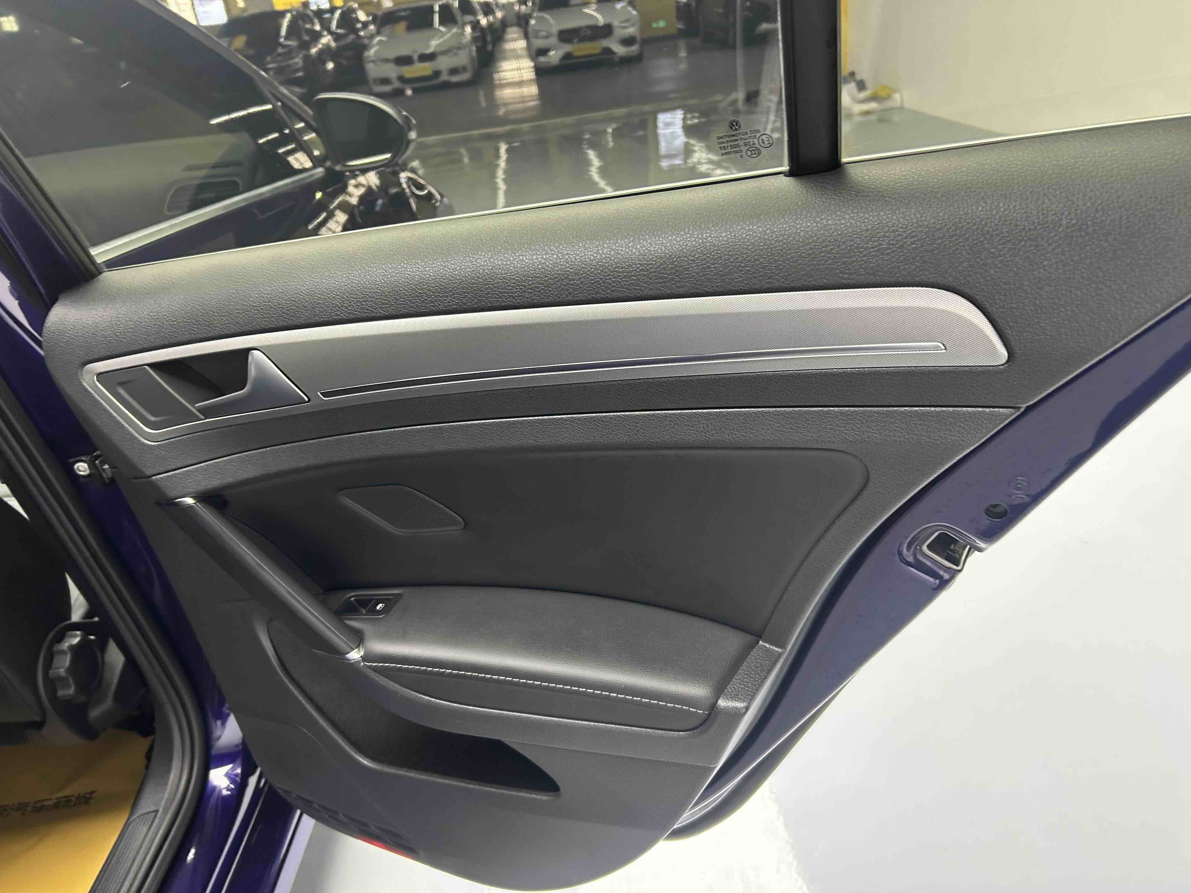 Volkswagen Golf 2019 #31 Volkswagen Golf 2019 car image #31