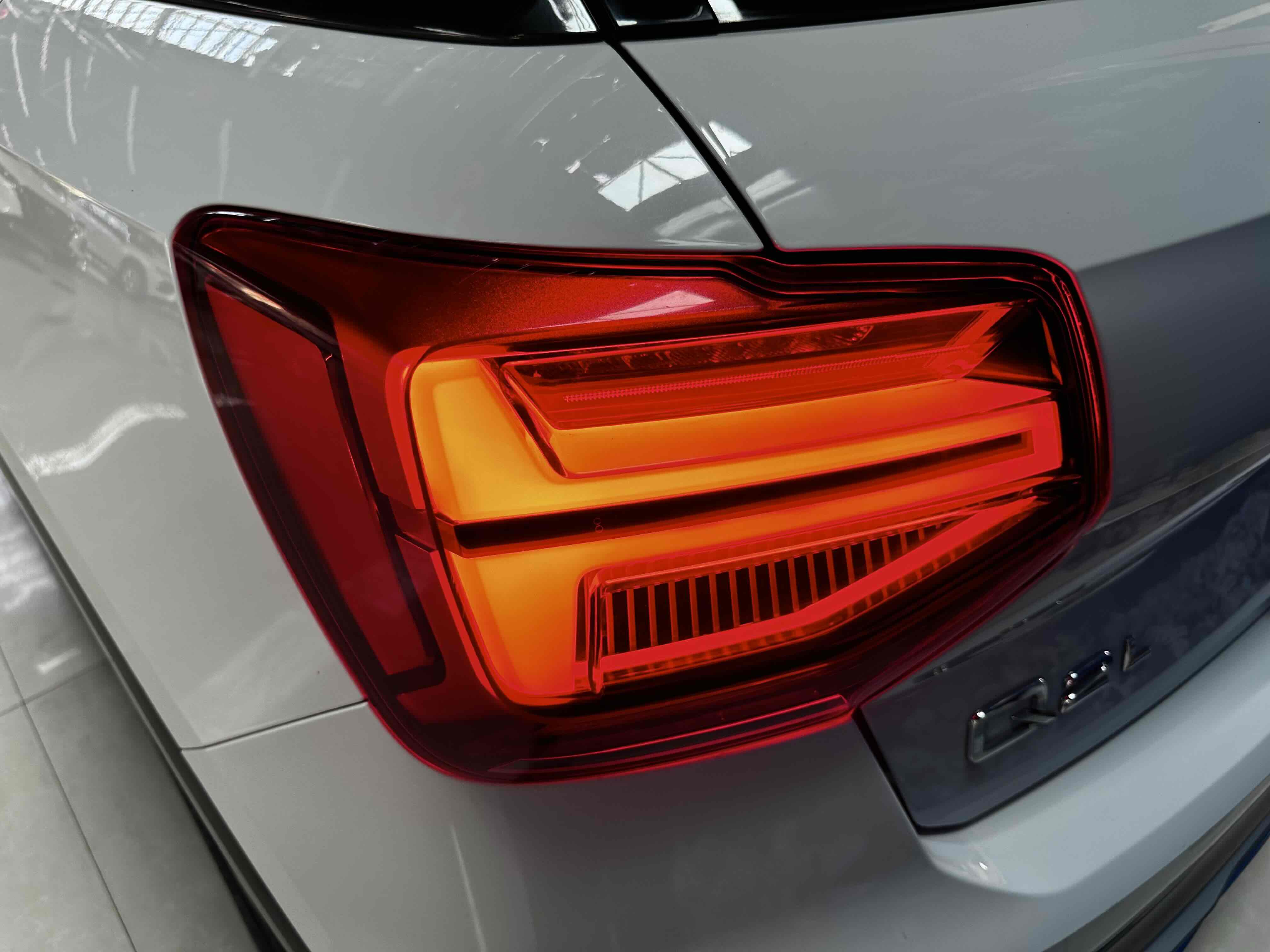 Audi Q2L e-tron 2021 car image #31