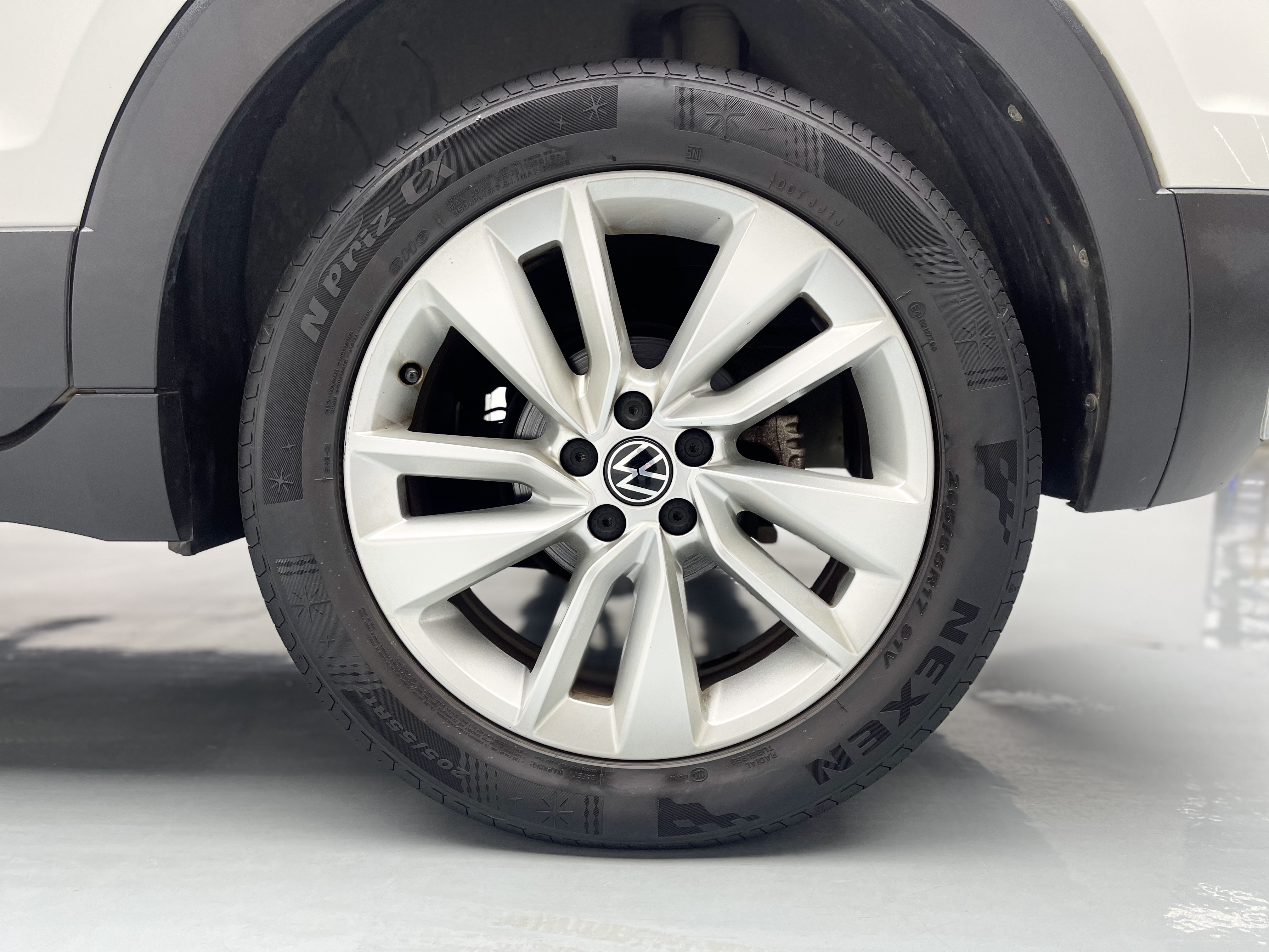Volkswagen T-Cross 2021 car image #31