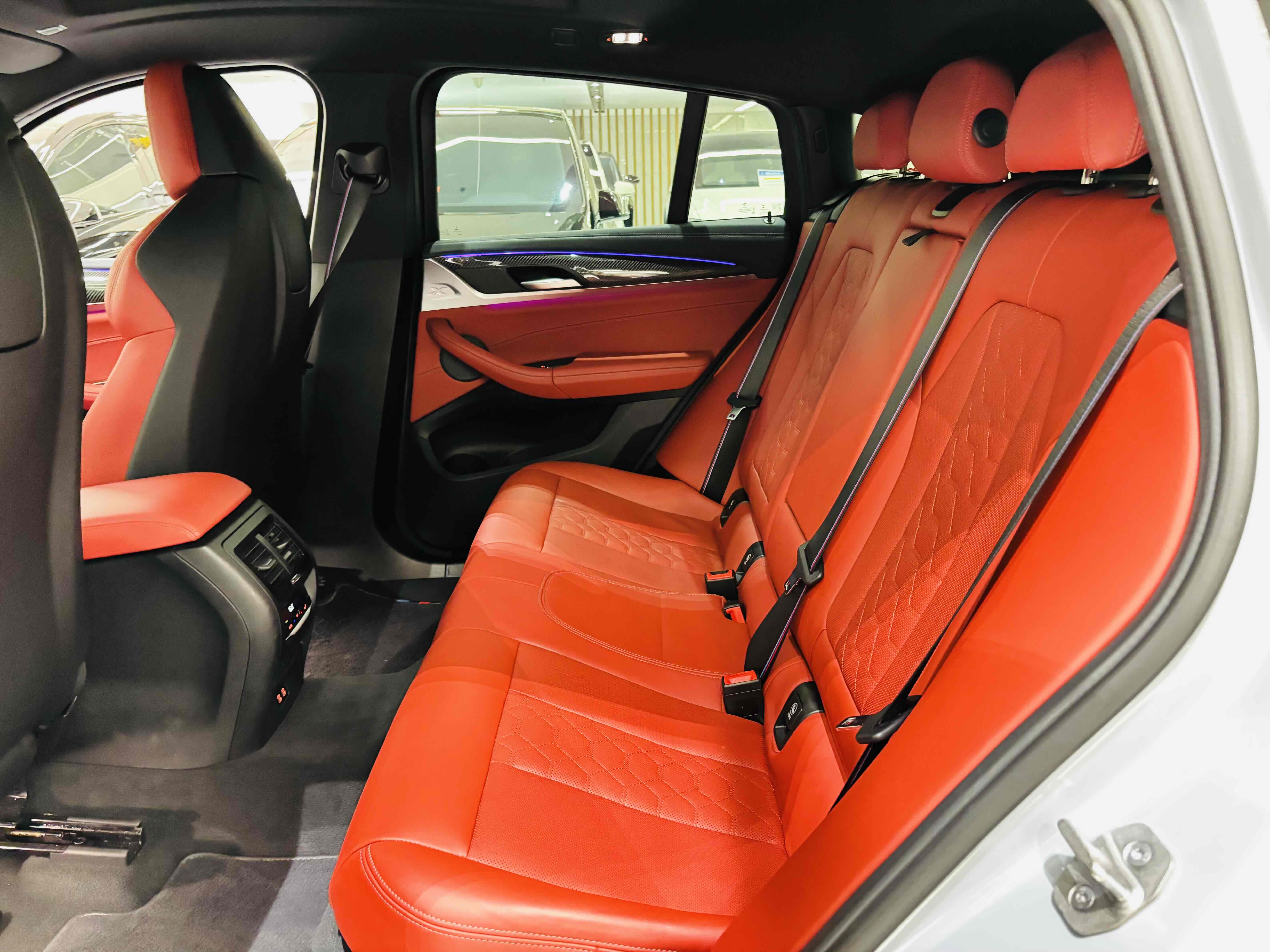 BMW X4 M 2023 car image #31