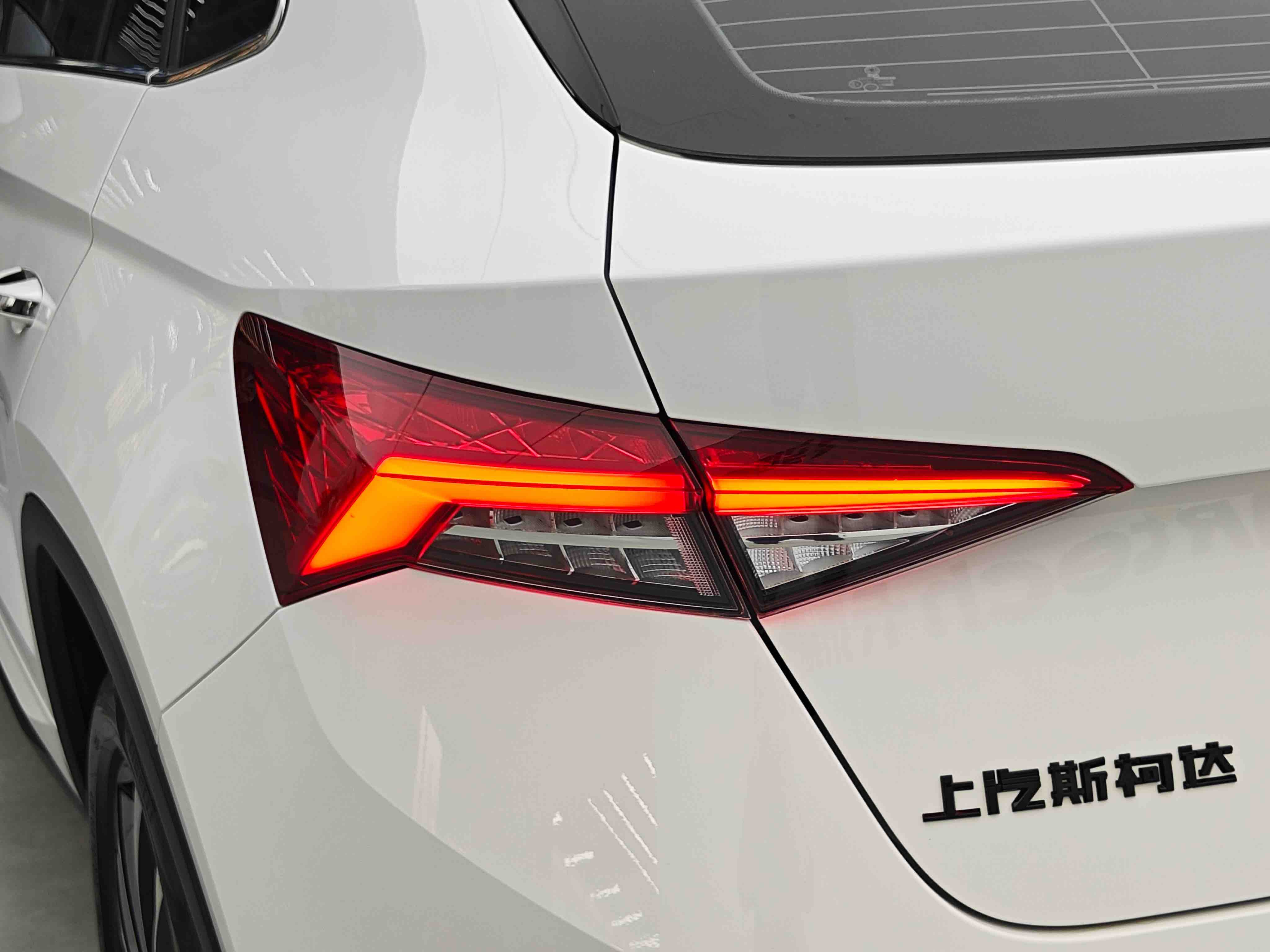 Skoda Kodiaq GT 2023 صورة سيارة #31