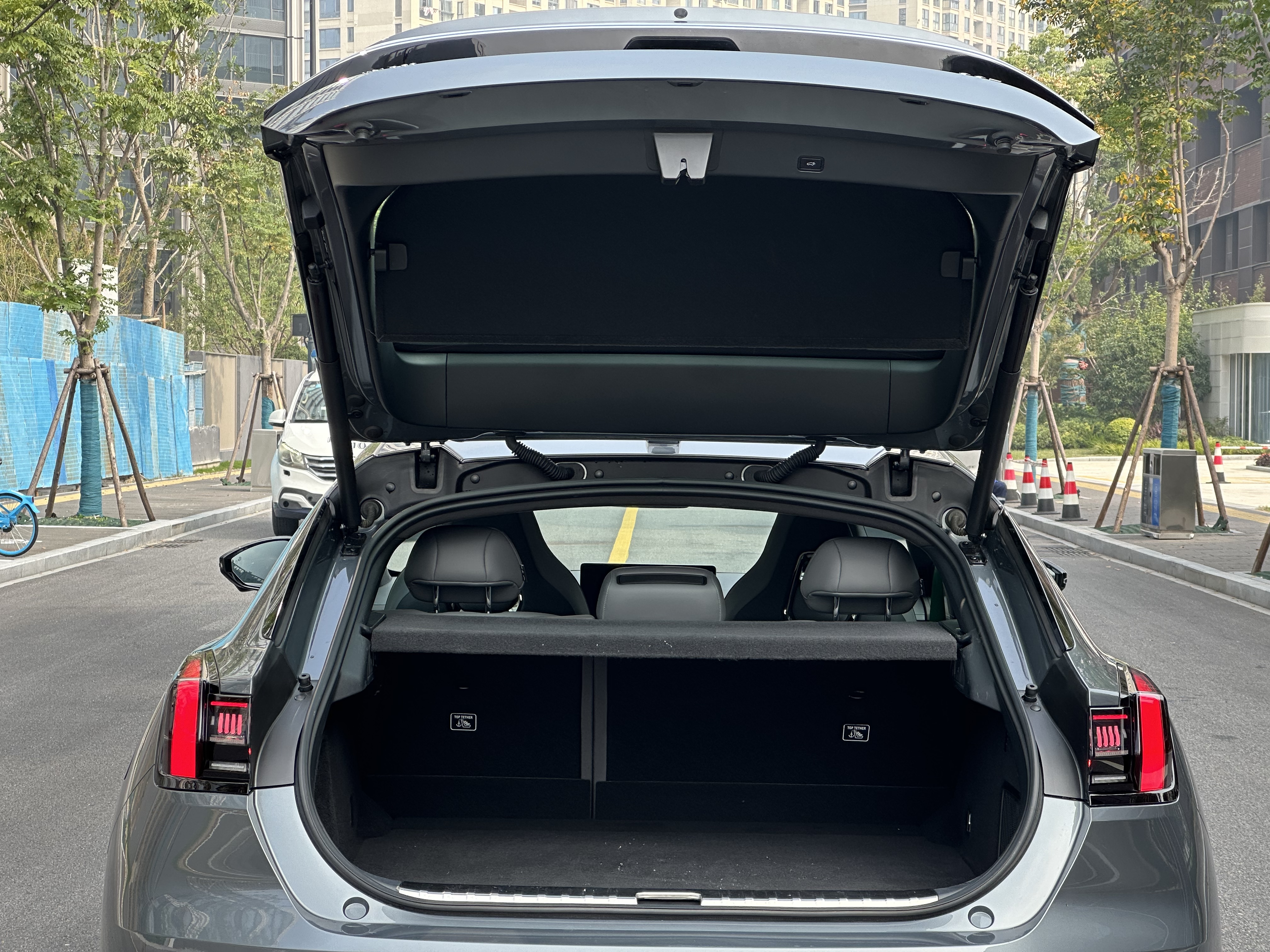 极氪 极氪001 2022 汽车图片 #31