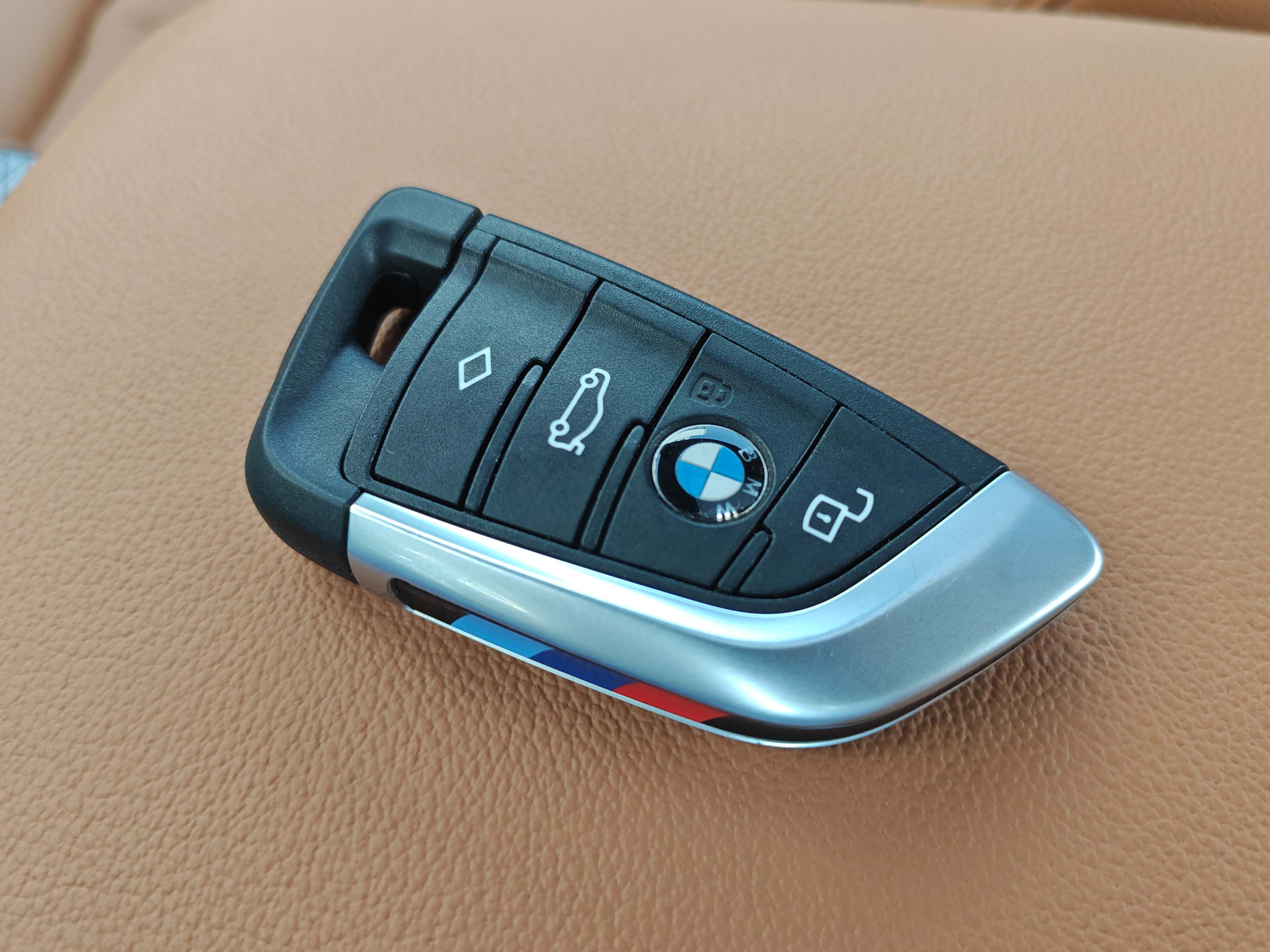 BMW M240i 2024 immagine di auto #31