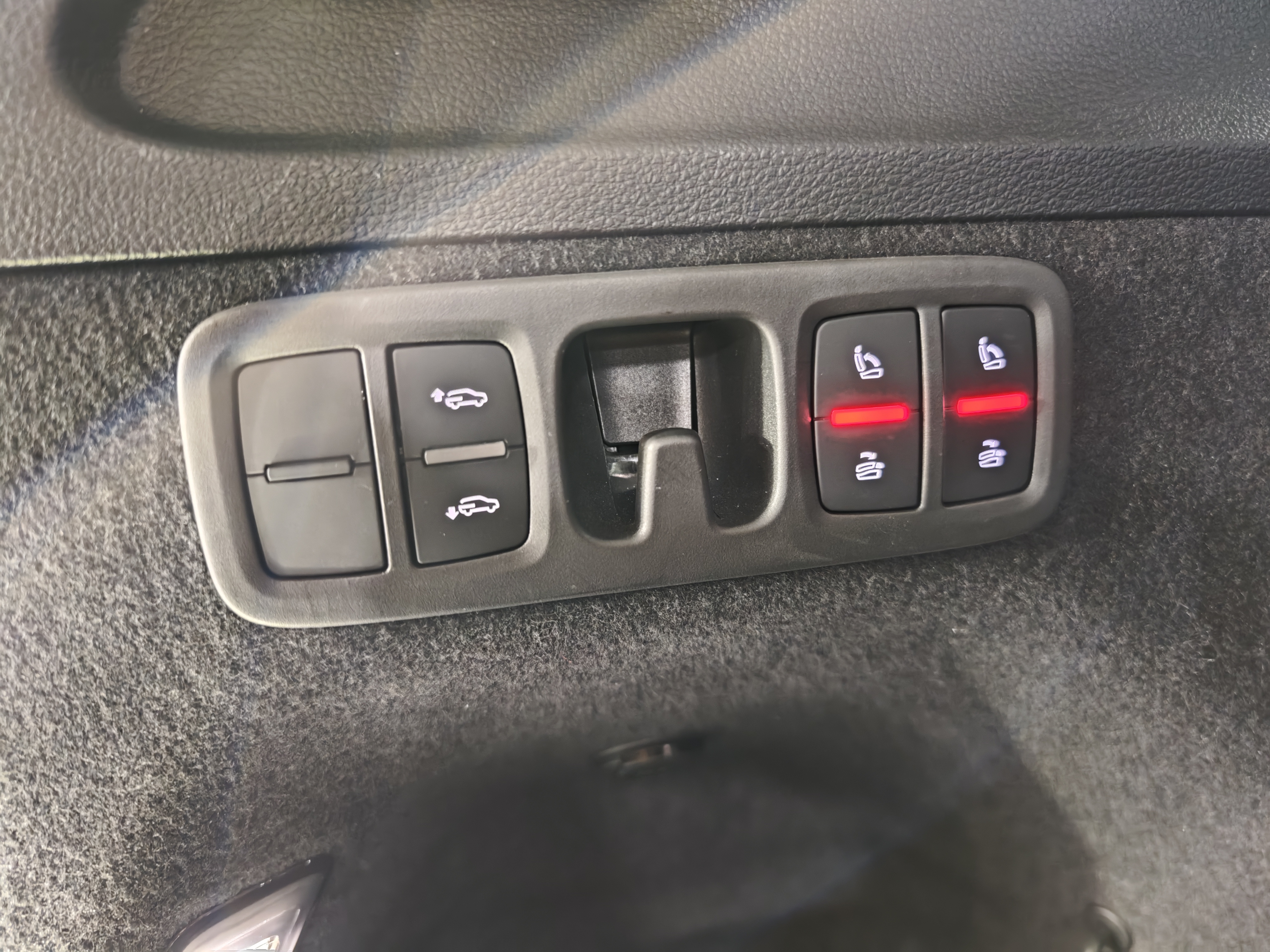 Audi Q7 2023 car image #31