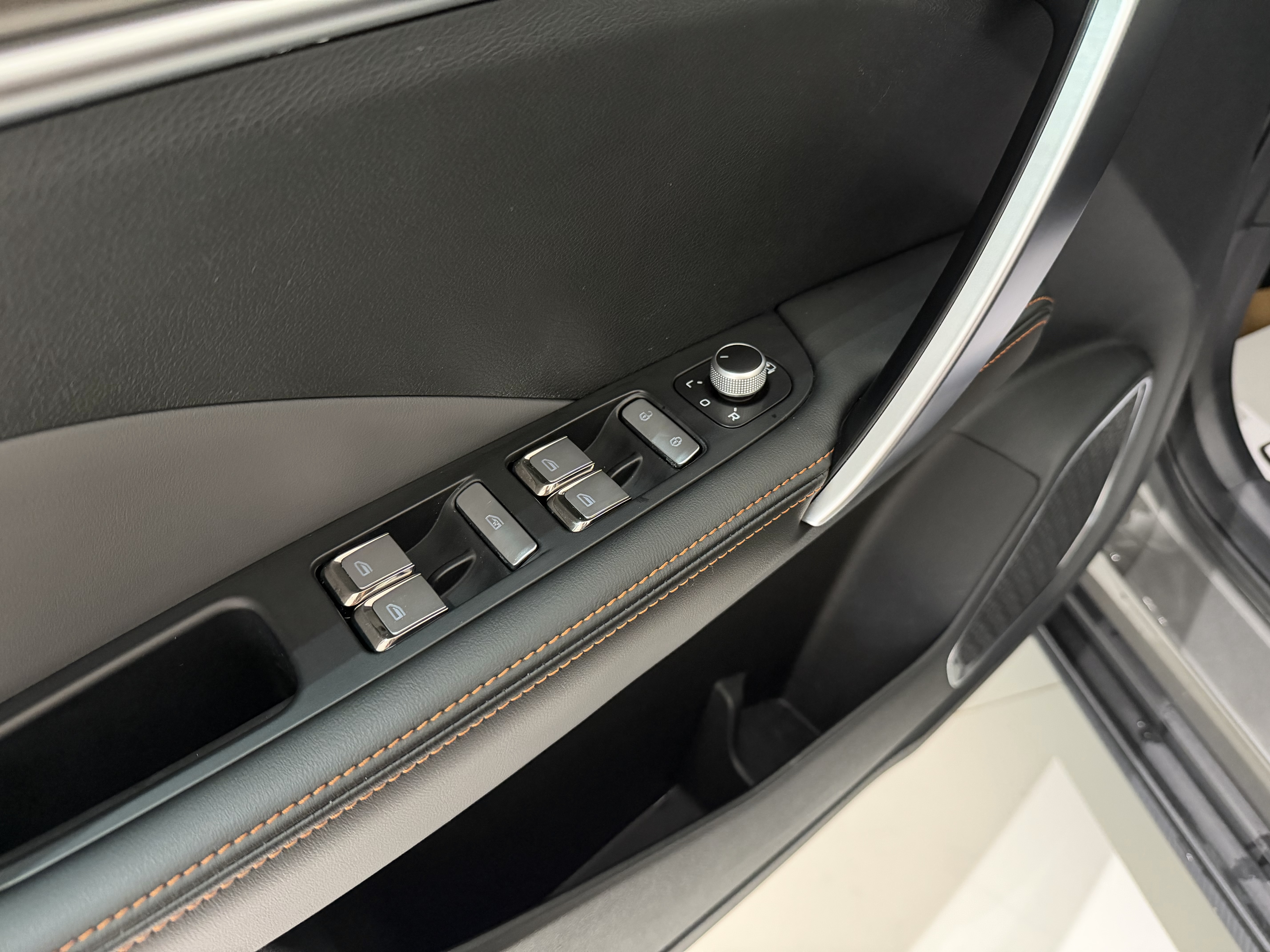 GEELY Coolray 2024 #31 GEELY Coolray 2024 car image #31