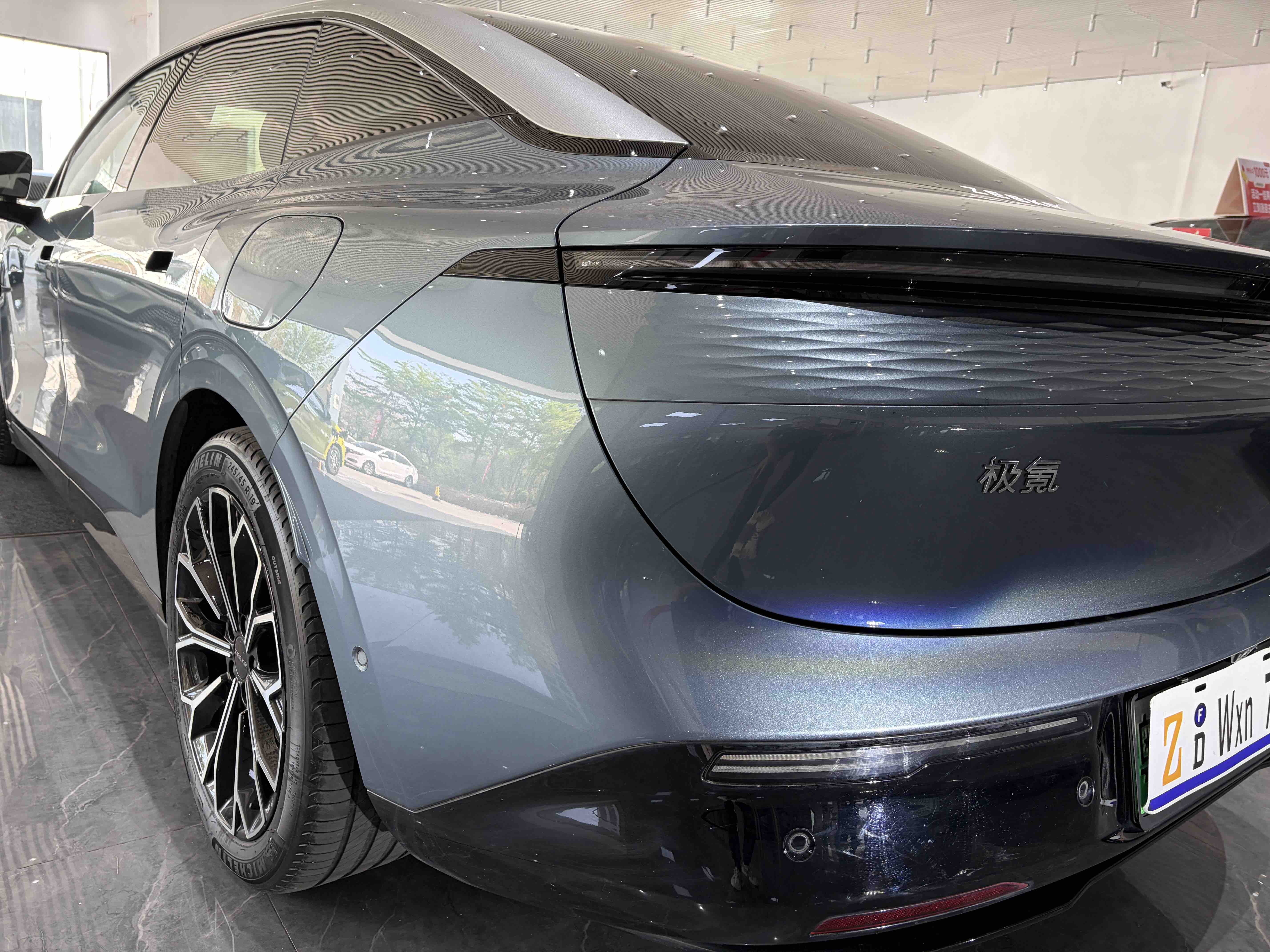 极氪 极氪007 2024 汽车图片 #31