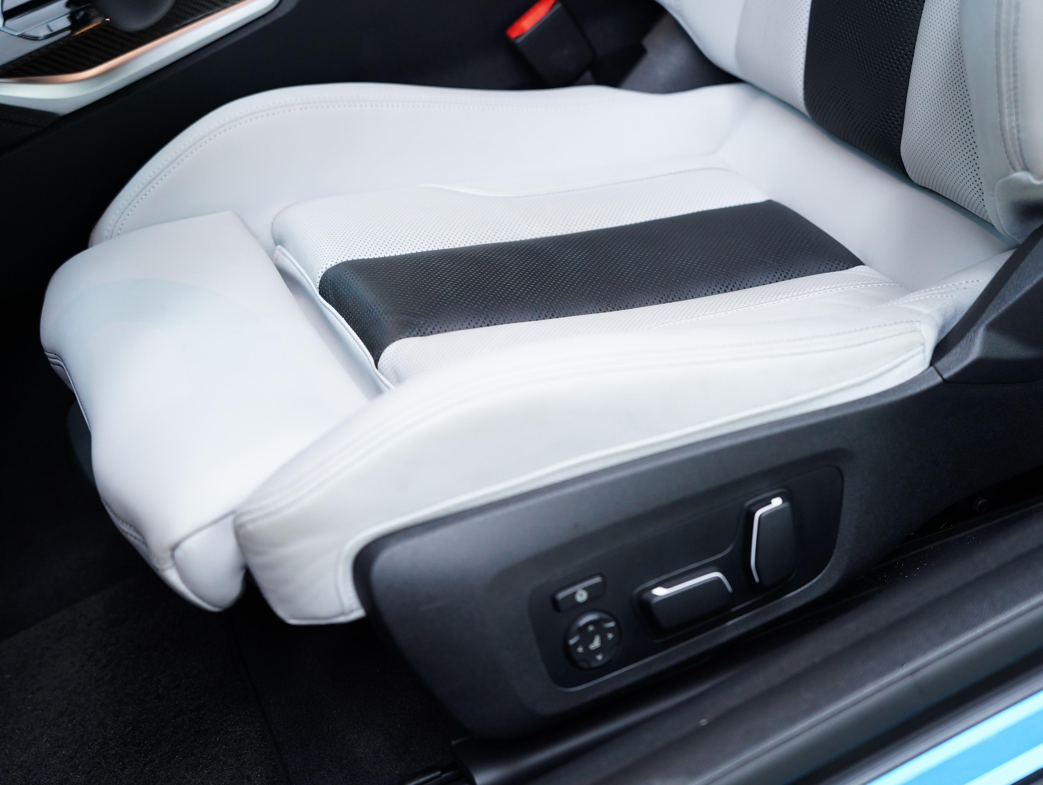 BMW M4 2025 imagen de coche #31