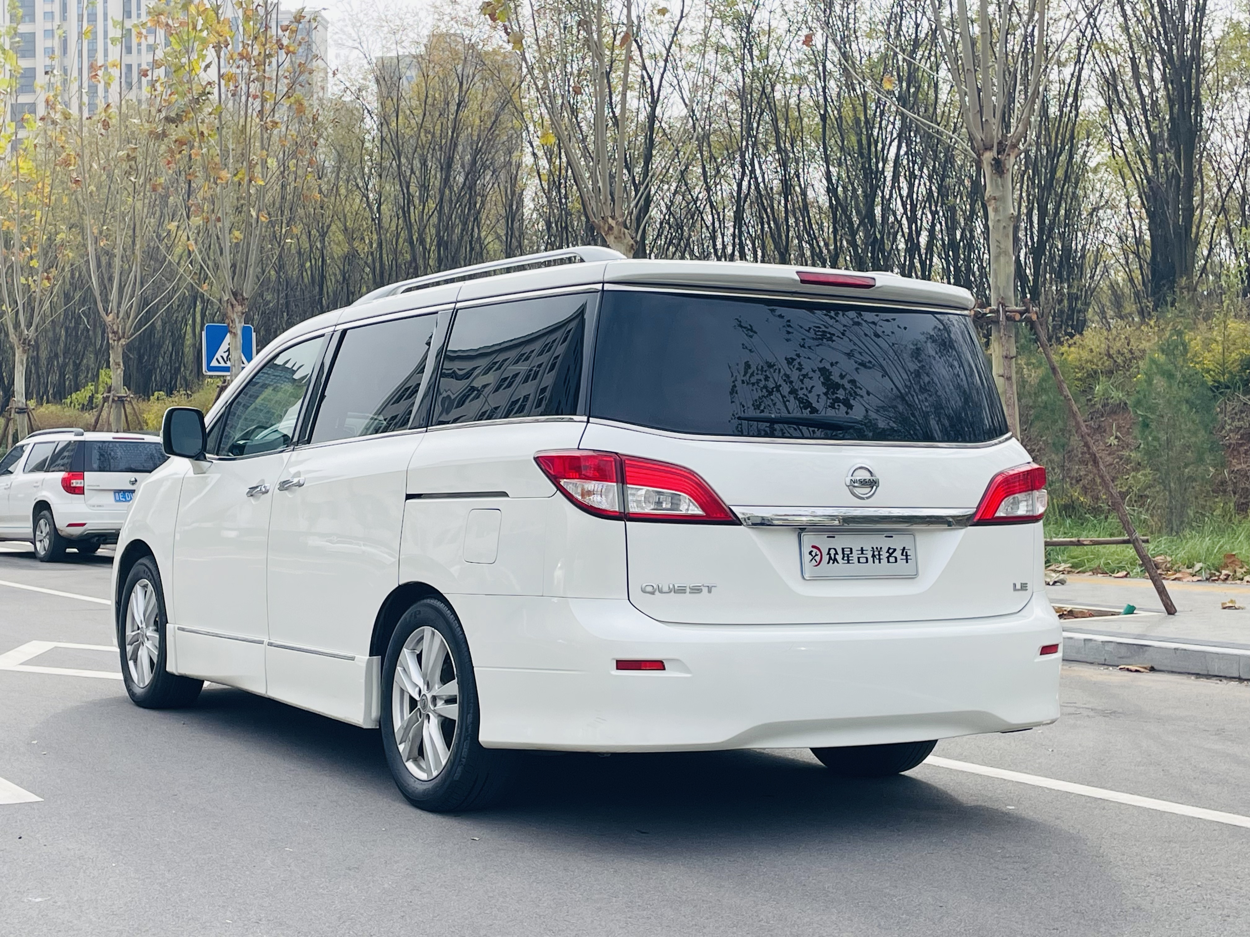 日产 贵士 2012 汽车图片 #31