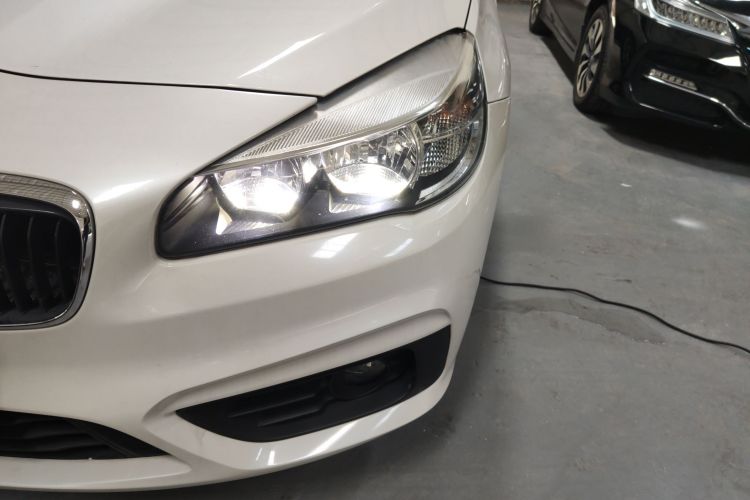 BMW 2 Series Gran Tourer 2015 car image #31