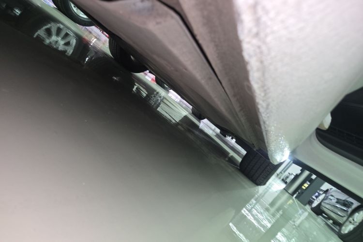 Volkswagen Lamando 2018 immagine di auto #31