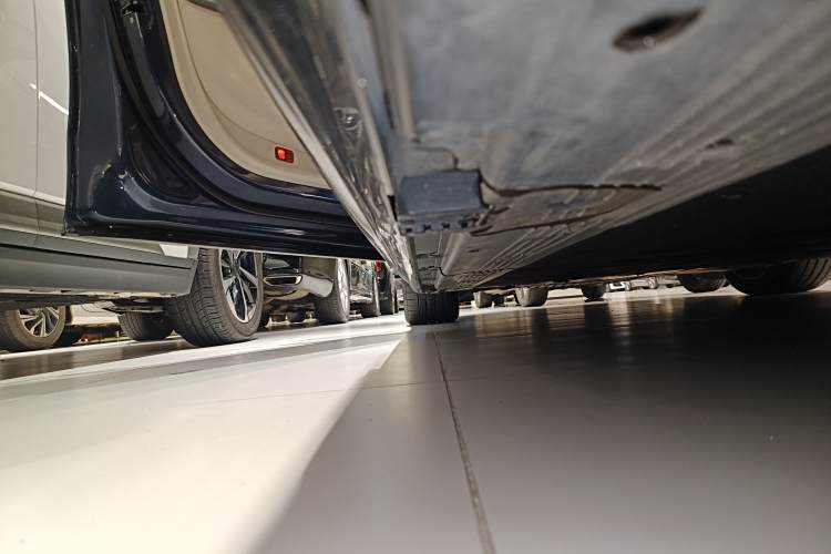 Mercedes-Benz EQS Class 2021 car image #31