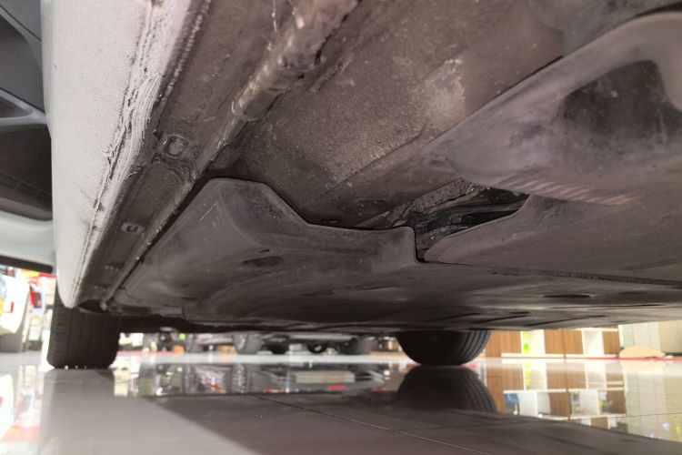 Volkswagen Golf Pure Electric 2021 car image #31