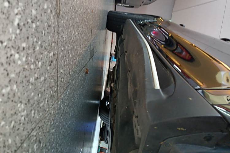 Mercedes-Benz GLE Class New Energy 2022 car image #31