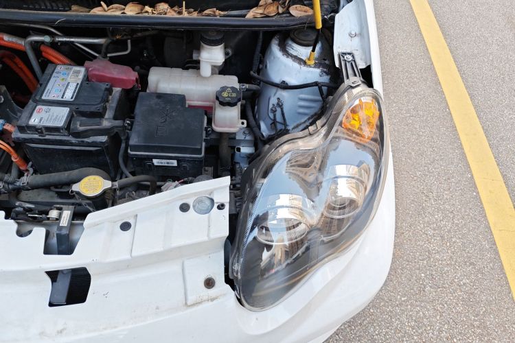 BYD e1 2020 car image #31