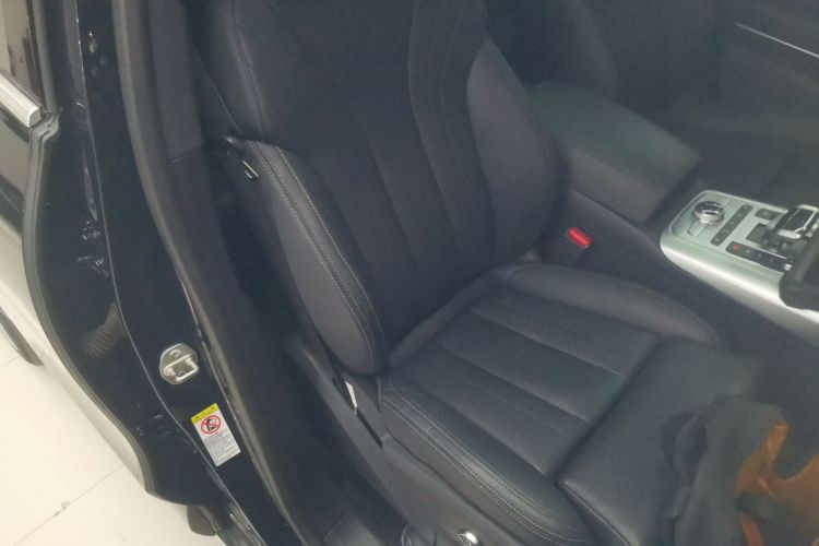 Denza X 2022 image de voiture #31