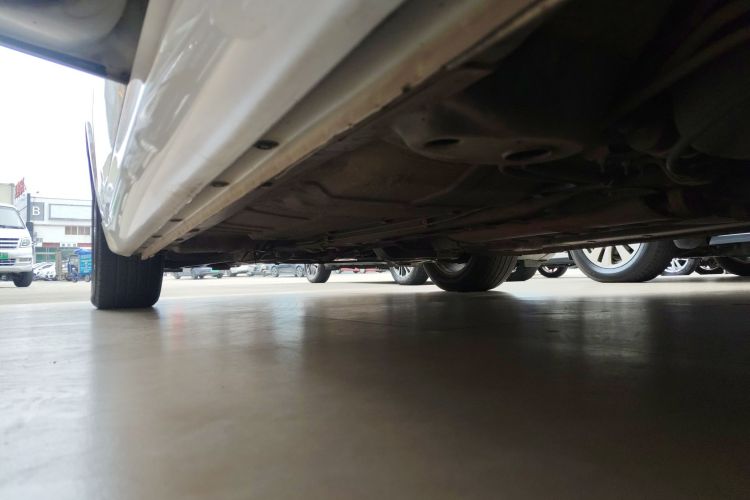 MG GT 2017 car image #31