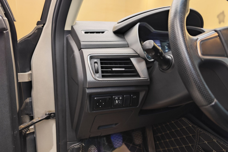 GEELY 2017 immagine di auto #31