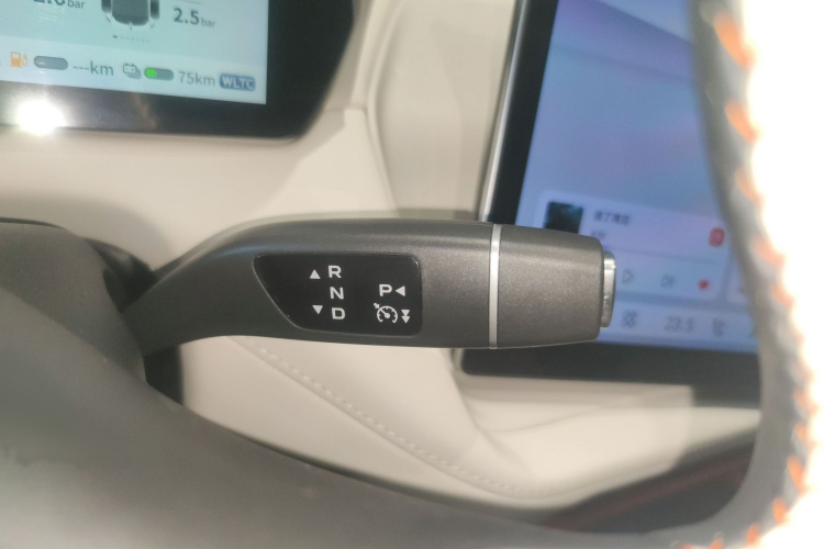 Deepal SL03 2023 car image #31