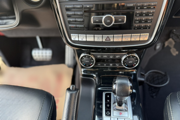 Mercedes-Benz G Class 2016 immagine di auto #31