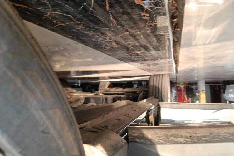 X70 PLUS 2024 car image #31