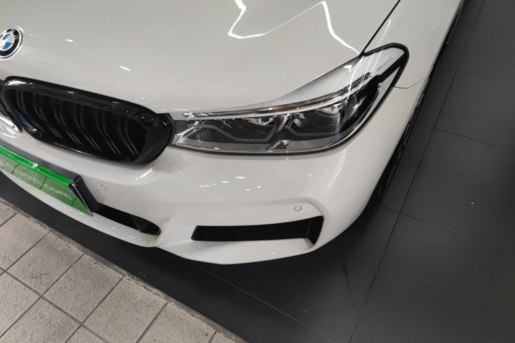 BMW 6 Series GT 2019 car image #31