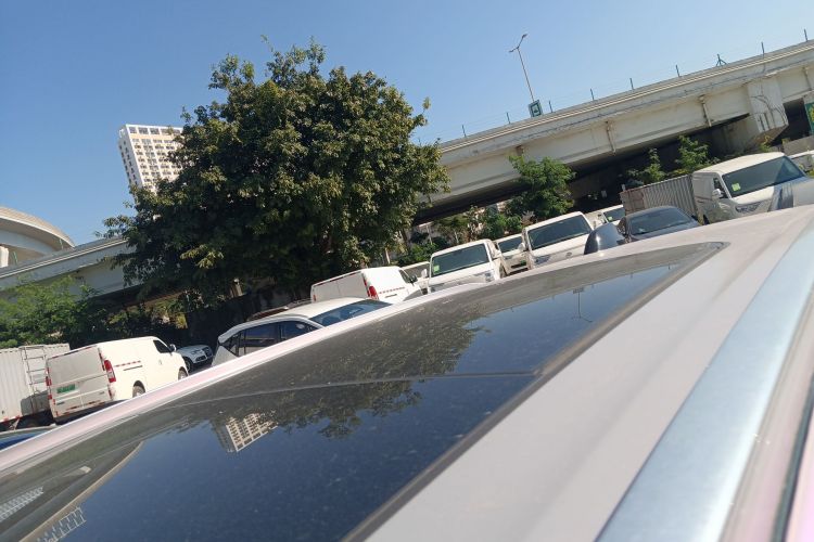 Li One 2022 imagem de carro #31