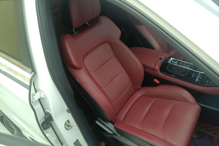X70 PLUS 2021 imagen de coche #31