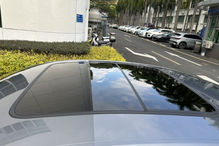 BYD Han 2021 car image #31