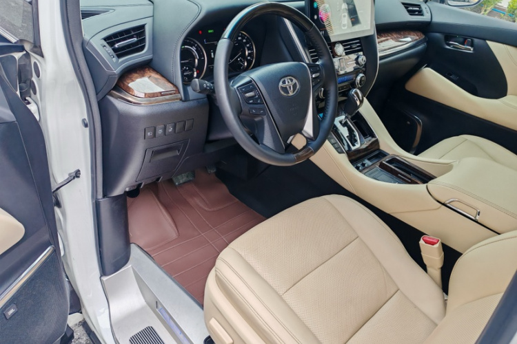 丰田 埃尔法 2021 汽车图片 #31