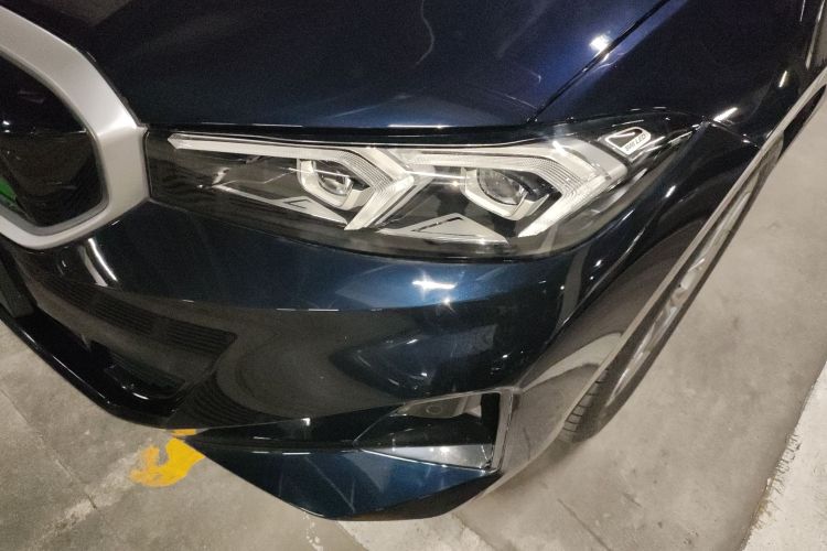 BMW i3 2024 car image #31