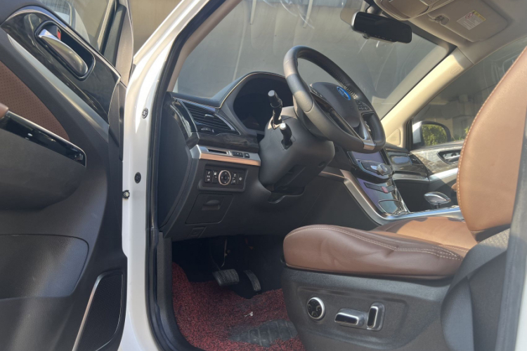 BYD Tang New Energy 2018 car image #31