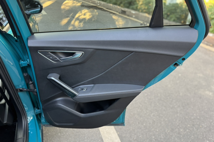 Q2L 2022 car image #31