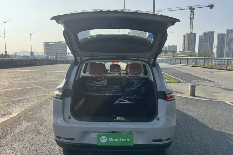 零跑汽车 零跑C10 2025 汽车图片 #31