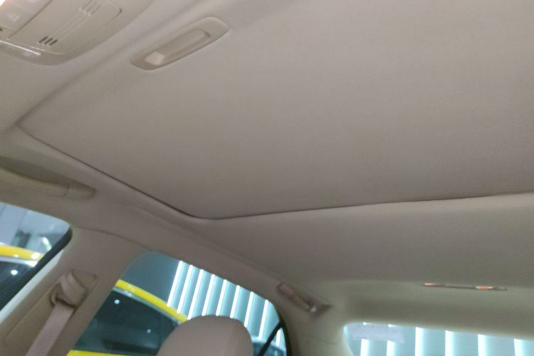 丰田 皇冠 2015 汽车图片 #31