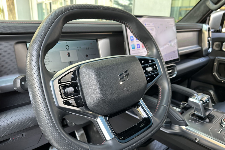 Jetour Traveller 2024 car image #31